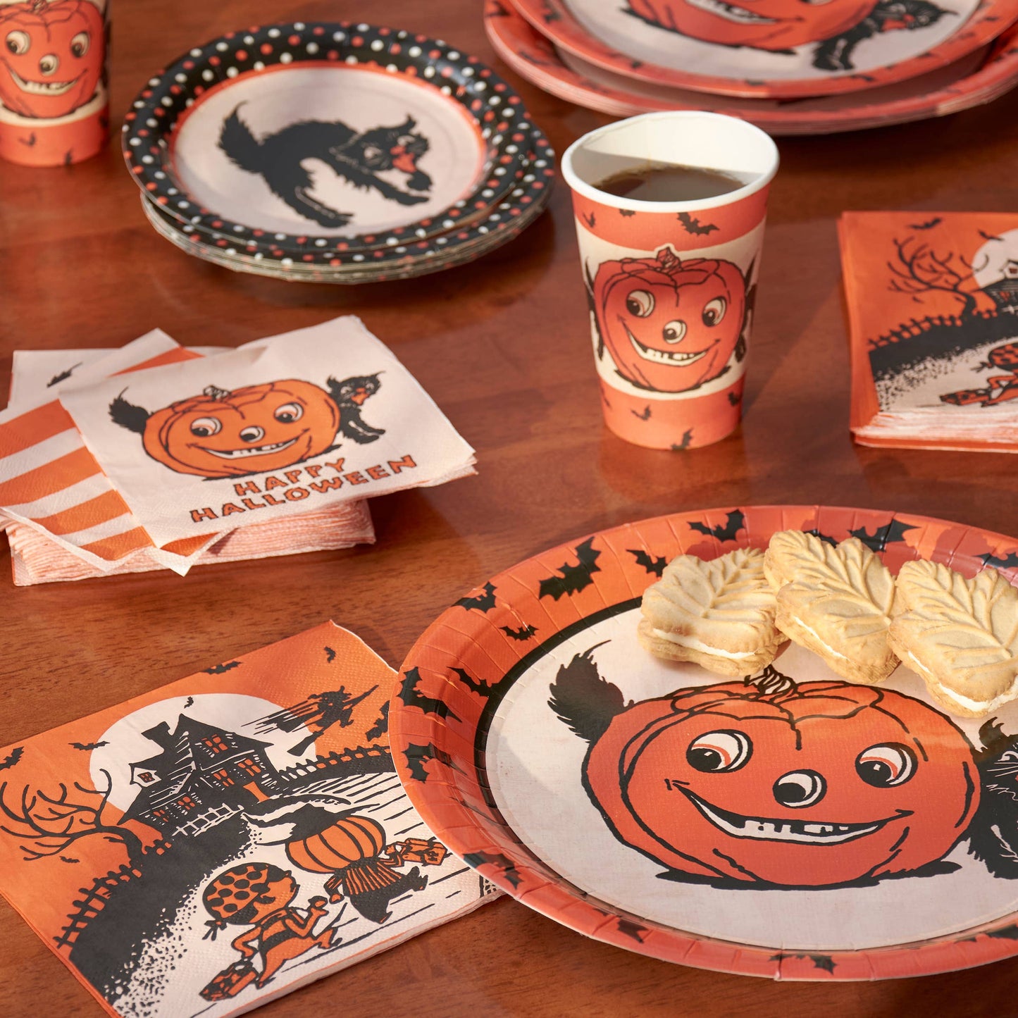 Vintage Halloween Paper Party Prepack