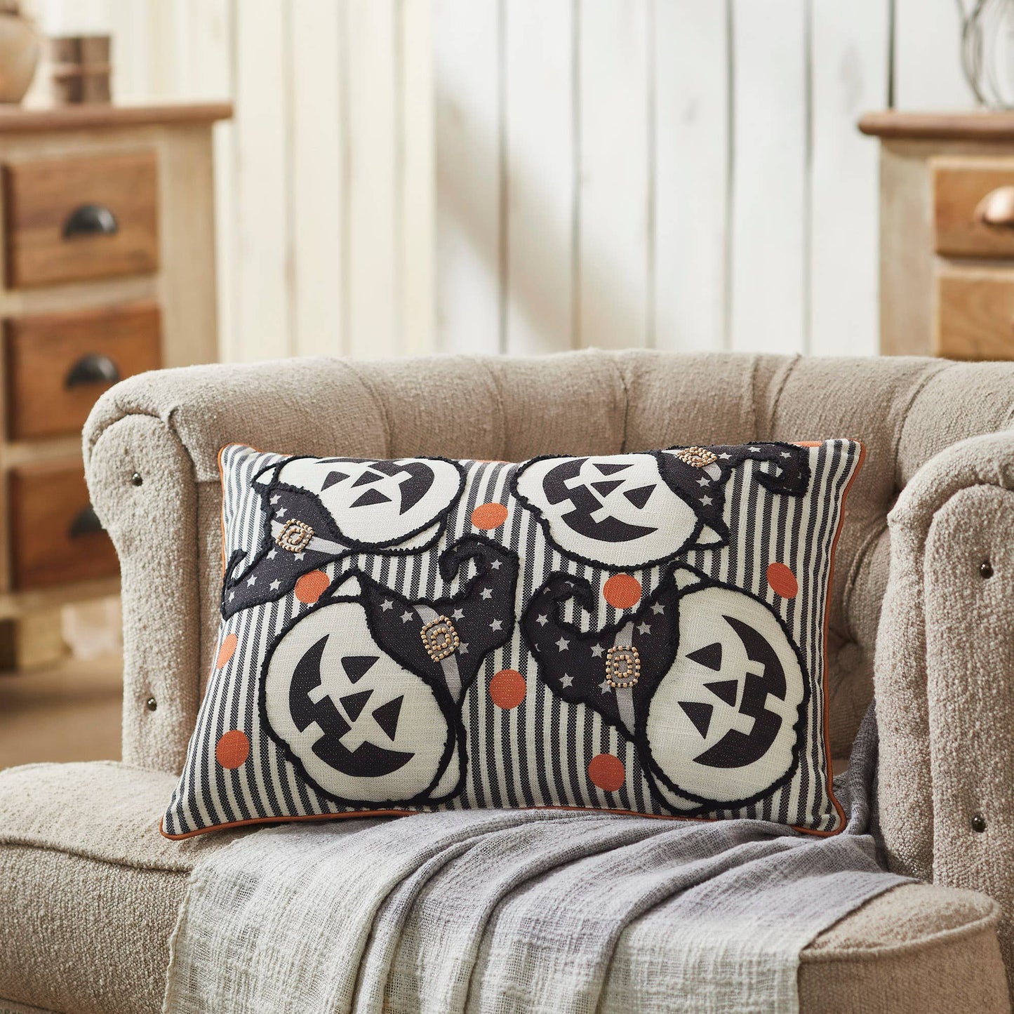 Embroidered Jack O Lantern Halloween Throw Pillow 14x20