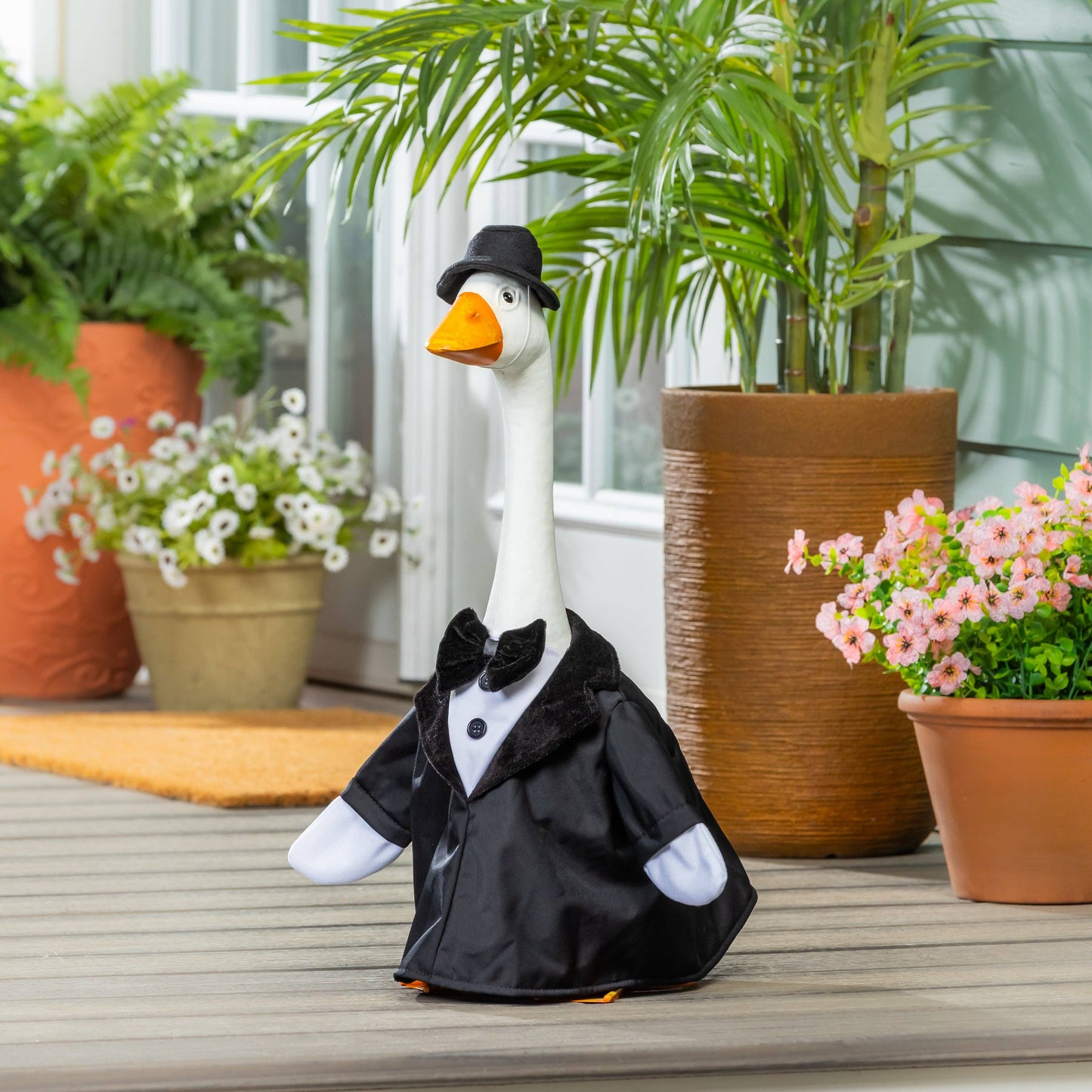 Giddy the Porch Goose Statue, Metal, 21"H